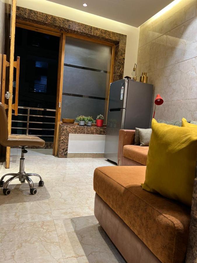 Divine Studios Rajouri Garden 뉴델리 외부 사진